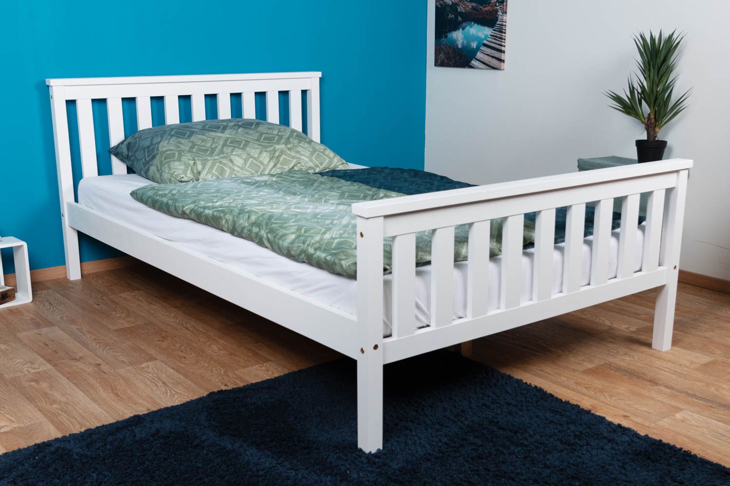 Lit simple / lit d'appoint en bois de pin massif, laqué blanc A28, avec sommier à lattes - Dimensions 120 x 200 cm 