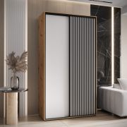 Armoire à portes coulissantes Mina blanc/chêne | Poignées en métal noir | Façade en panneau laminé | 235,2 x 140 x 60 cm | Grand volume