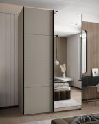 Penderie / Armoire à portes coulissantes / Miroir / 245,5 x 150 x 64 cm / 2 portes coulissantes / 2 tringles à vêtements / Soft-Close / Couleur : Cachemire / 6 compartiments