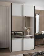 Penderie / Armoire à portes coulissantes / 245,5 x 130 x 64 cm / 2 portes coulissantes / Soft-Close / 2 tringles à vêtements / Miroir / Couleur : Blanc / 6 compartiments