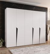 Armoire / Couleur : Blanc / 5 portes / 3 compartiments / Poignées : Noir / 3 tringles à vêtements/ Fonction Soft-Close / Dimensions : 250 x 52 x 202 cm / Chants ABS