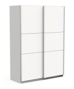 Armoire à portes coulissantes Liganga 04 sobre, deux compartiments, en matériaux de haute qualité, Couleur : Blanc mat, dimensions : 203 x 148 x 60 cm, deux tringles à vêtements
