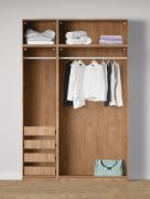Armoire ouverte / 4 tiroirs intérieurs / Couleur : Chêne Puccini / 2 compartiments / 2 tringles à vêtements / Dimensions : 154 x 55 x 234 cm / Design universel / Pour dressing-room