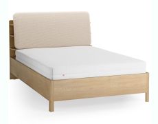 Lit double / Couleur : Chêne / Beige / 140 x 200 cm / Appuie-tête rembourré / Incl. sommier à lattes Lift up / Quatre étagères ouvertes / Bac derrière le dossier