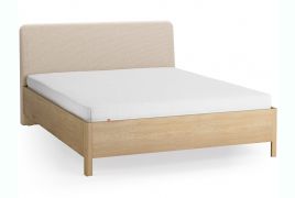 Lit double / 160 x 200 cm / Chêne massif / Couleur : Chêne / Beige / Forme arrondie discrète / Sommier à lattes inclus / Appuie-tête rembourré doux