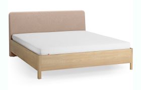 Lit double / Chêne massif / 180 x 200 cm / Couleur : Chêne / Écru / Appuie-tête rembourré en douceur / Sommier à lattes Lift up inclus / Forme arrondie discrète