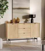 Commode / Couleur : Chêne Mavelie / 2 portes battantes / Fonction Soft-Close / 3 tiroirs à ouverture totale / 4 compartiments / 150 x 40 x 85 cm / Finition de haute qualité / Buffet