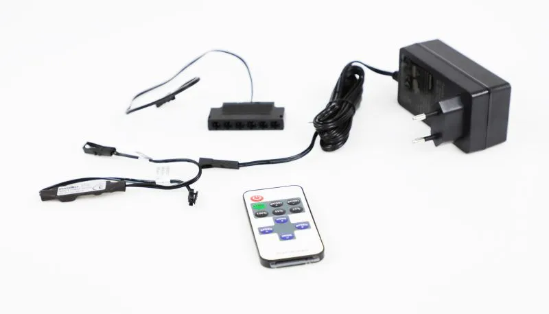 Adaptateur secteur / 36 W / Contrôlable par télécommande / Couleur : Noir / Câble de 2 m