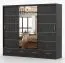 Grande armoire noire avec miroir | Portes coulissantes | 3 portes, 4 tiroirs, 7 compartiments | 218 x 250 x 61 cm | Lusatian 30