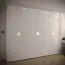 Armoire blanche Beskiden 03 | Design moderne | 2 portes | 10 étagères | 2 barres de penderie | 236,5 x 100 x 47 cm