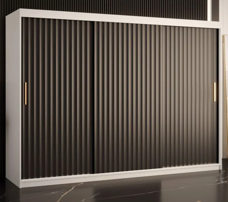 Armoire Balmenhorn 70 grand format | 3 portes coulissantes | 200 x 250 x 62 cm | Blanc mat / Noir mat