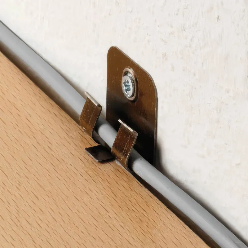 Clips de fixation pour plinthes - 50 Pièces