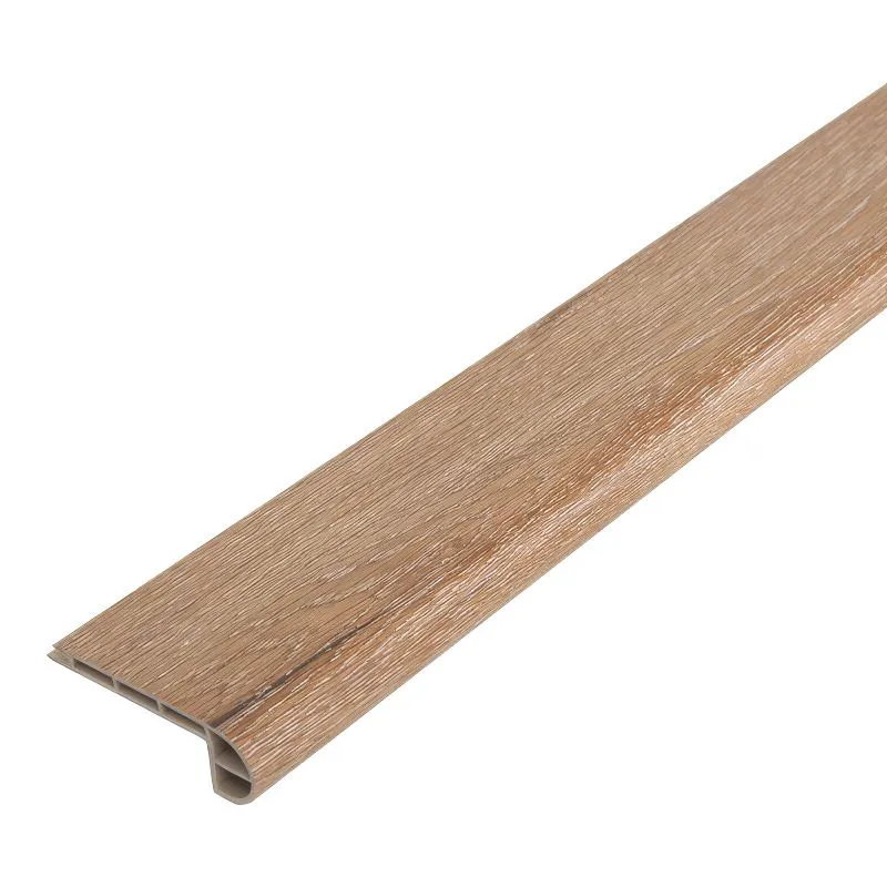 Marchepied pour système à clic Vinyle, 2400 x 72 x 25 mm - Modèle: STRAUSS Aspect chêne