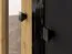 Vitrine Lassila 03, Couleur : Chêne Artisan / Noir - Dimensions : 153 x 92 x 40 cm (H x L x P), avec deux portes et 8 compartiments