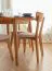 Chaise en chêne massif | Assise rembourrée beige | Design élégant | 85,5 x 46,5 x 50 cm | Finition huilée