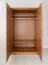 Penderie / Armoire à portes battantes / Pin finlandais massif / Veinage naturel / Couleur : Chêne / Style classique et moderne / Dimensions : 212,5 x 129 x 63 cm
