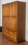 Armoire | 3 portes battantes | 4 tiroirs | 4 casiers | avec tringle à vêtements | 154 cm de large | Bois massif | Couleur: Chêne Rustique Abbildung