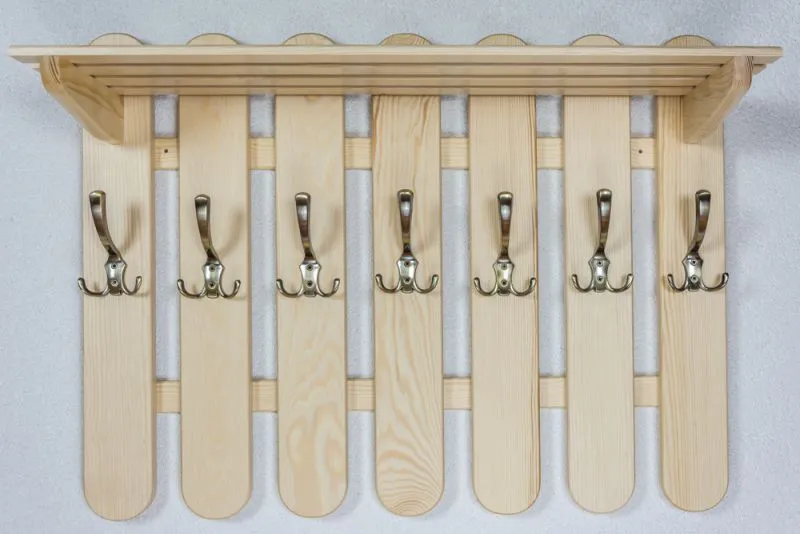 Porte-manteaux mural en pin massif naturel Junco 354 | 60 x 80 x 29 cm | 7 patères & étagère