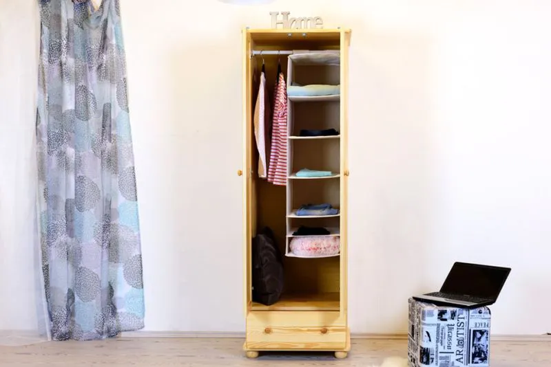 Étroite Armoire | 2 portes battantes | 1 tiroir | 1 casier | avec tringle à vêtements | 65 cm de large | Bois massif | Couleur: Naturel Abbildung