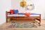 lit d'enfant / lit de jeunesse en pin massif couleur noyer 84, avec sommier à lattes - 100 x 200 cm