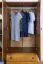 Armoire | 3 portes battantes | 2 tiroirs | 5 casiers | avec tringle à vêtements | 135 cm de large | Bois massif | Couleur: Chêne Rustique Abbildung