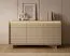 Commode / Couleur : Bolivar Naturel / Cappuccino / 3 portes battantes / 6 compartiments / 3 tiroirs / Fonction push-to-open / Éclairage LED inclus / 154 x 40 x 85 cm