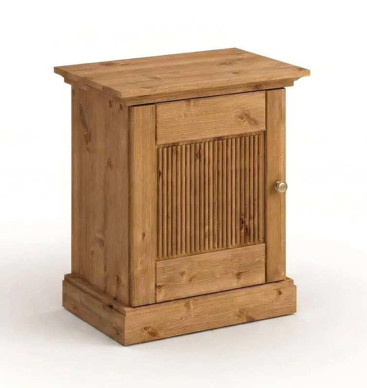 Table de chevet / Pin finlandais massif / Couleur : chêne / Charnières à gauche / Dimensions : 61 x 54 x 36 cm / 1 porte / Poignées : Argent vieilli / Veinage naturel