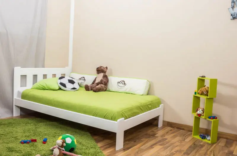 Lit d'enfant / lit de jeunesse en bois de pin massif, laqué blanc A21, sommier à lattes inclus - Dimensions 120 x 200 cm 