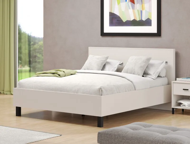 Lit double / Design neutre / Couleur : Cachemire / Surface de couchage : 160 x 200 cm / Pieds : Noir / Protection des bords ABS